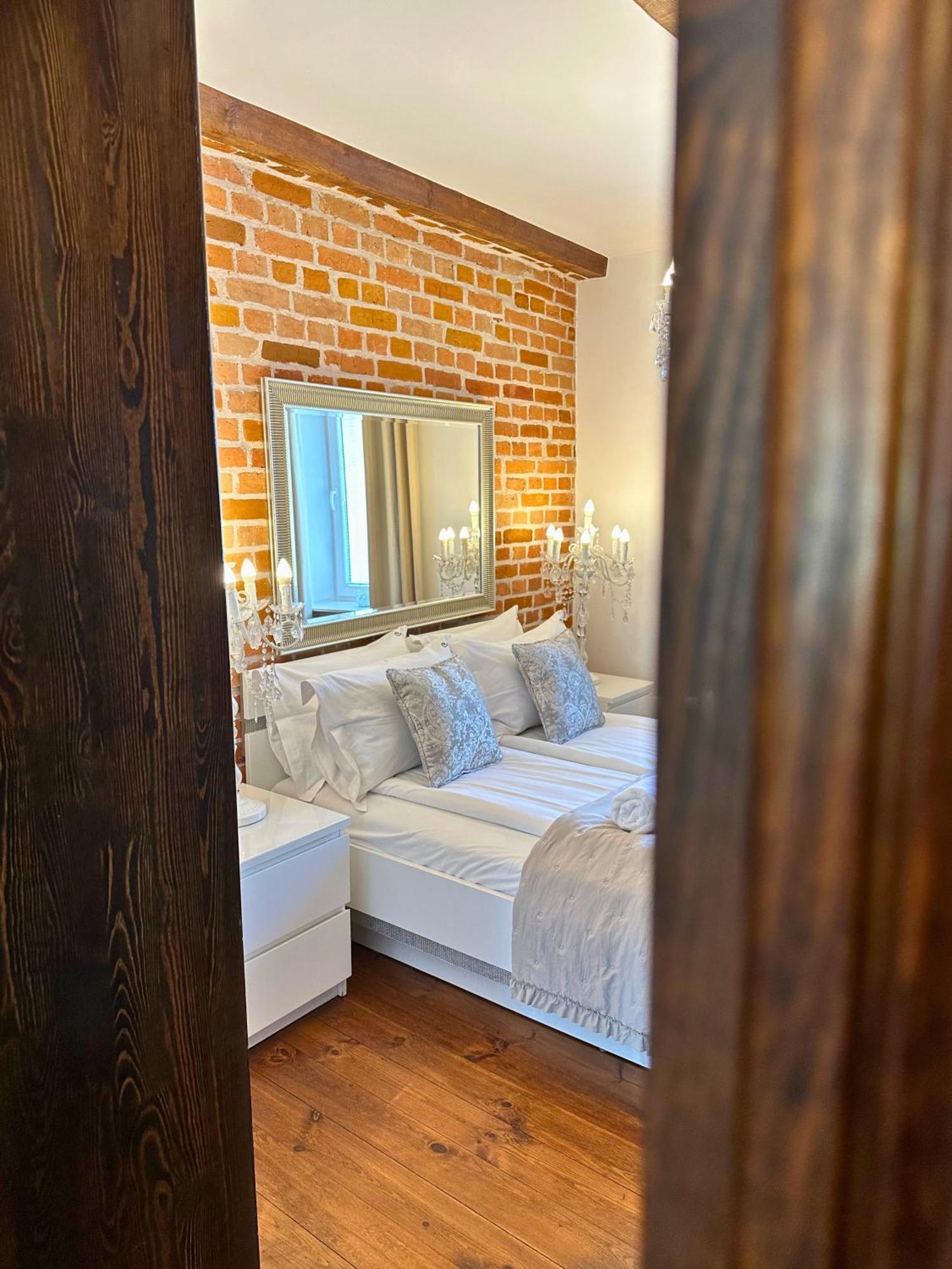 Perfect Stay - "Campari Glam Apartments" Stary Toruń エクステリア 写真